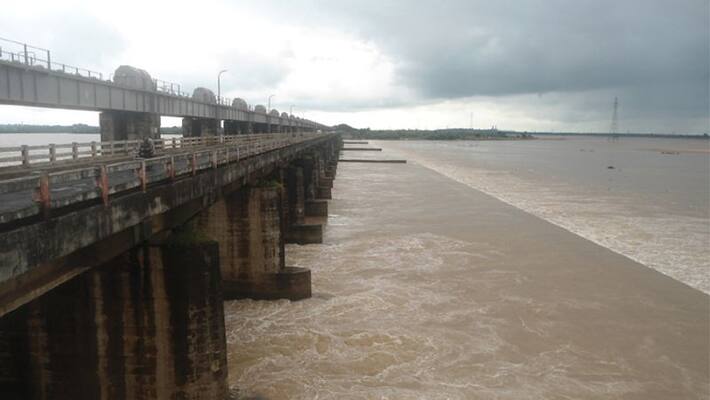 30 agency villages under floods in east godavari district 30 agency villages under floods in east godavari district