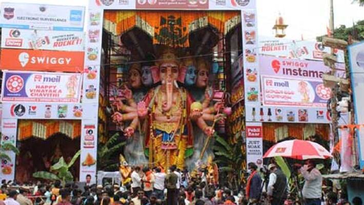 traffic restrictions in khairatabad due to devotees rush traffic restrictions in khairatabad due to devotees rush