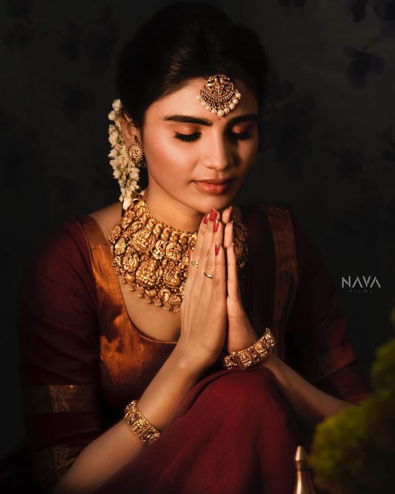 hot beauty jabardasth varsha turned traditional her ganesh chaturthi pics blows your mind