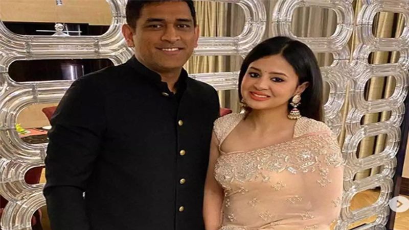 Sakshi Dhoni reveals her favourite dish, she likes this south indian dish over fast food