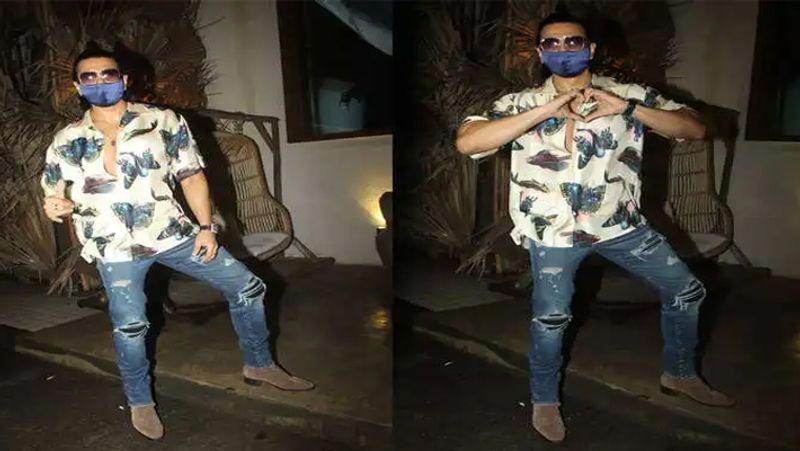 Bollywood star Deepika Padukone and Ranveer Singh had a dinner with Olympic medalist PV Sindhu spb