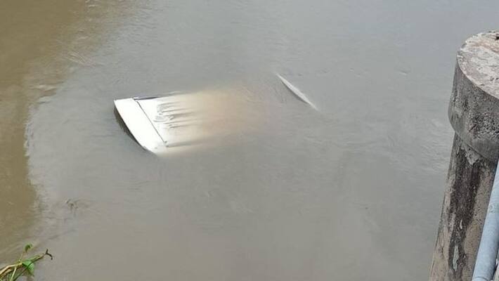 teenager dead and 7 injured when car sinks in canal after accident in bapatla teenager dead and 7 injured when car sinks in canal after accident in bapatla