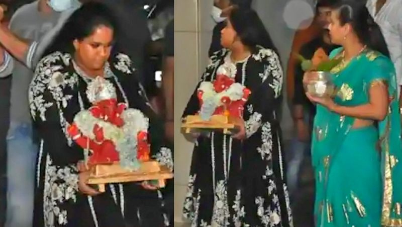 Shilpa Shettty and Arpita Sharma Ganpati Bappa Visarjan Photos