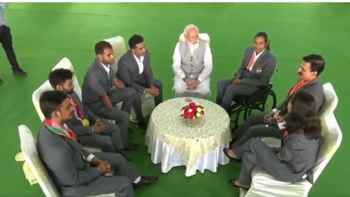 Tokyo Paralympic 2020 PM Modi shares video of interaction with Indian para stars Tokyo Paralympic 2020 PM Modi shares video of interaction with Indian para stars