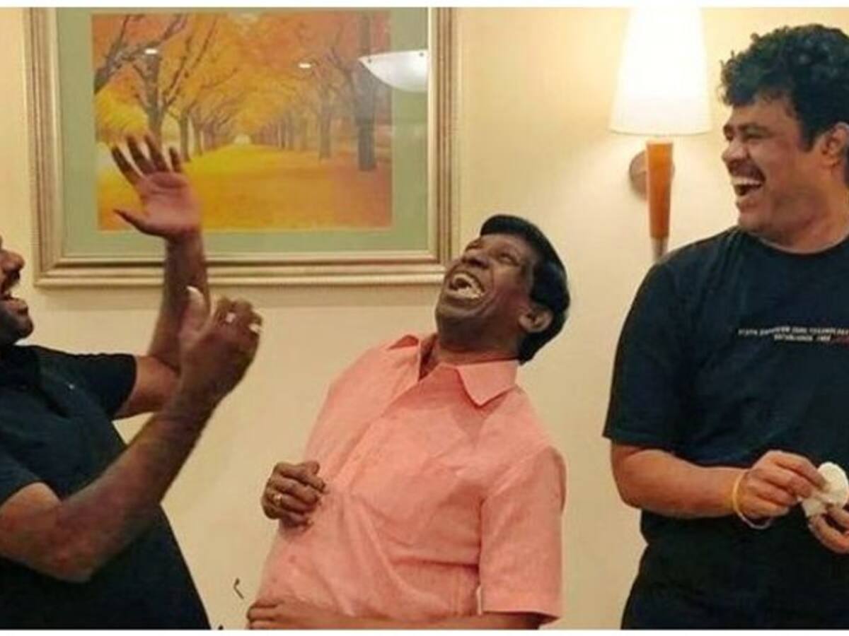 5 நாய்களுக்கு நடுவே... வைகைப்புயல் வடிவேலு வெளியானது 'நாய் சேகர் ரிட்டர்ன்ஸ்' ஃபர்ஸ்ட் லுக்..! | Actor vadivelu starring Naai Sekar Returns first look released