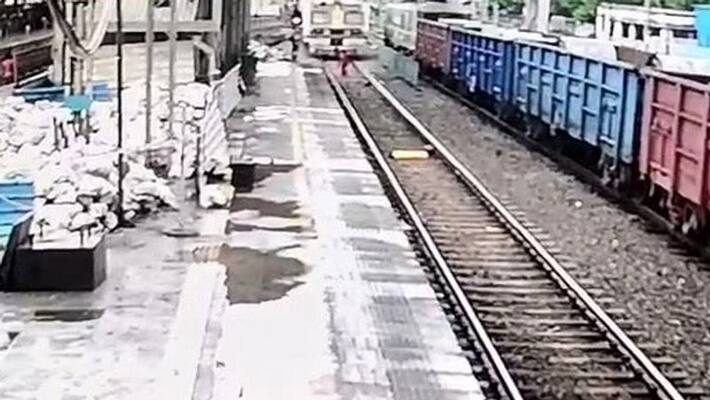 Maharashtra Cop Saves Woman From Being Run Over By Train Maharashtra Cop Saves Woman From Being Run Over By Train