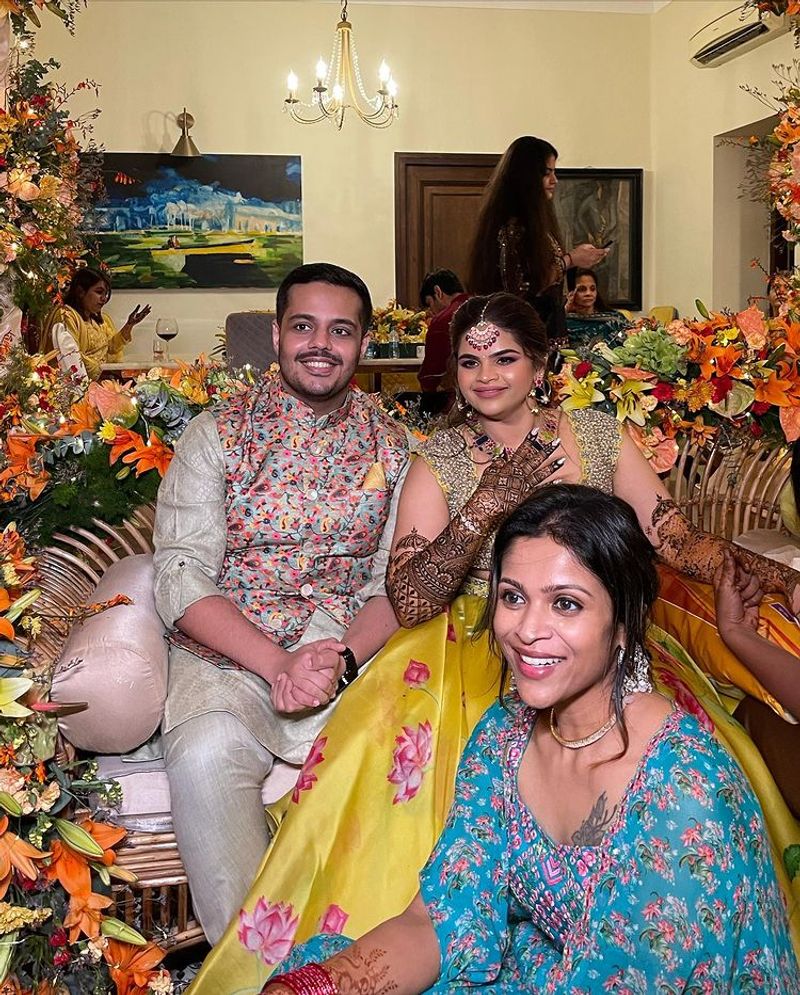 vidyulekha raman colorful mehandi function photos