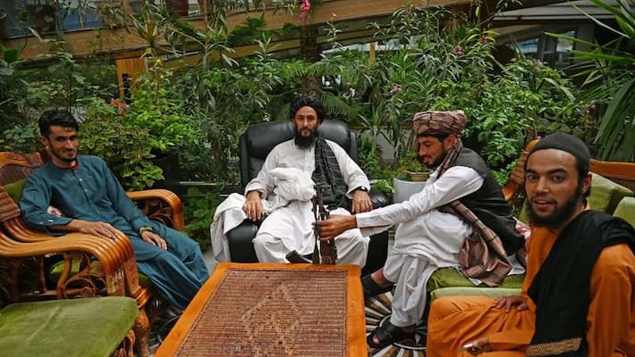 Taliban Ministry of Education to change curriculum as per Sharia laws-dnm Taliban Ministry of Education to change curriculum as per Sharia laws-dnm