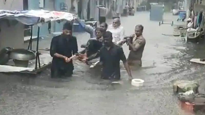 gujarat flood and heavy rainfall drowned in jamnagar rajkot rescue operation