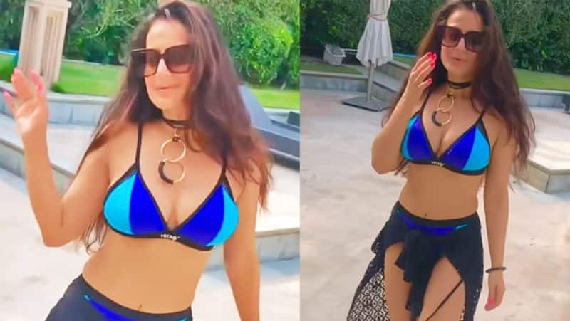 Ameesha Patel looks super hot in her latest Photoshoot BRD