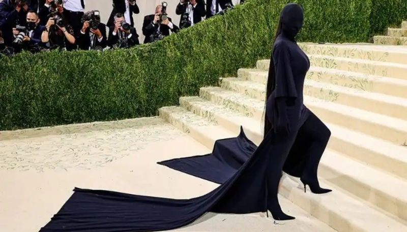 Kim Kardashian wore black outfit covering face to toe