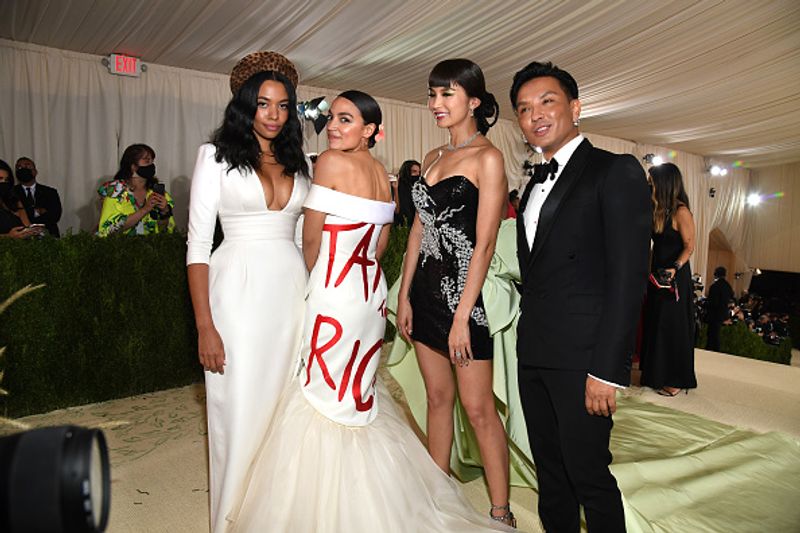 Alexandria Ocasio talks politics at the Met Gala