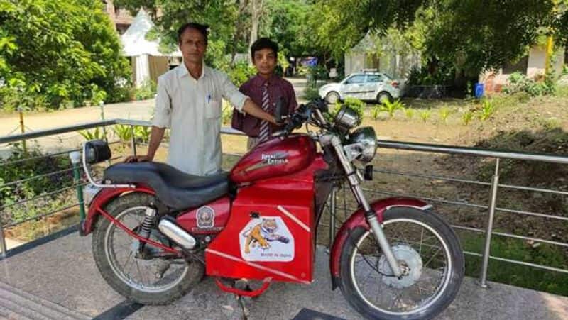 innovative ideas 9th student made e bike  single charged run 100 kilometer IN delhi