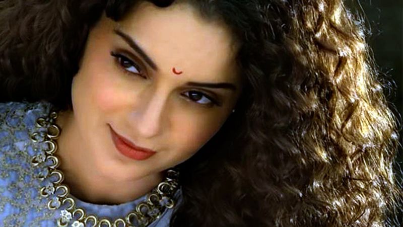 Those who ask why I give opinion on social political issues this award is my answer to them says Kangana Ranaut dpl