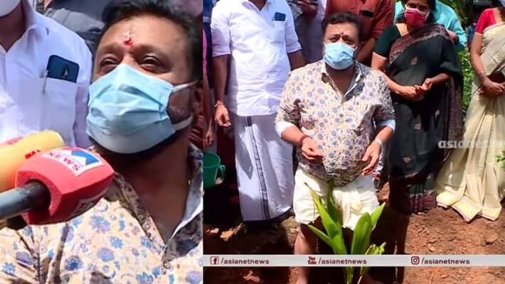 Suresh Gopi started new project to empower Coconut farming Suresh Gopi started new project to empower Coconut farming