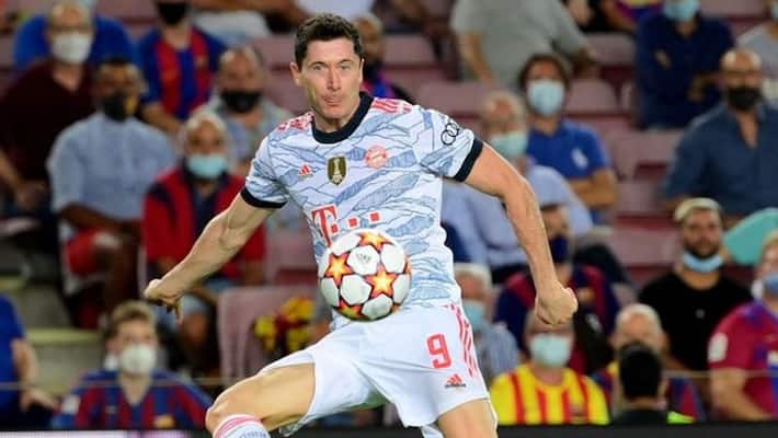Manchester United and Barcelon started champions league campaign with loss Manchester United and Barcelon started champions league campaign with loss