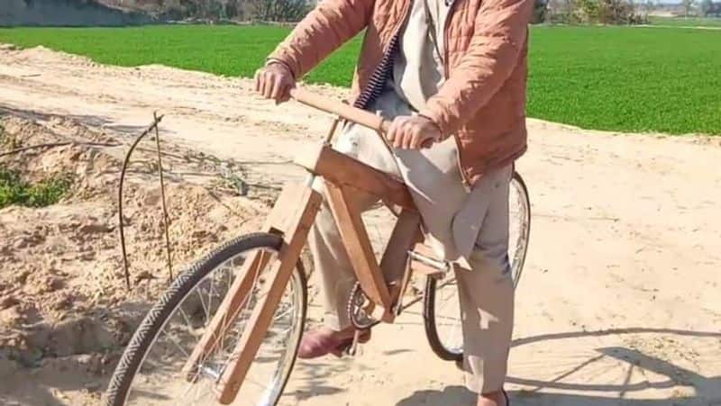 Punjab unique wooden bicycle in ludhiana could be sold off for Rs 50 Lakh but owner is not willing to sale it