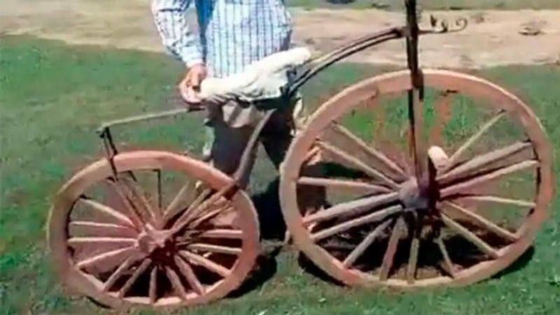 Punjab unique wooden cycle in ludhiana could be sold off for Rs 50 Lakh but owner is not willing to sale it