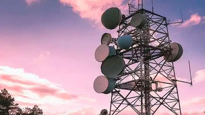 Citing security Centre asks phone firms to keep call records for two years mnj Citing security Centre asks phone firms to keep call records for two years mnj