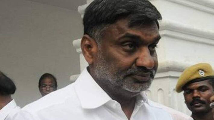 Benz car while studying 7th ... Former Minister KS Veeramani giving flashback Benz car while studying 7th ... Former Minister KS Veeramani giving flashback