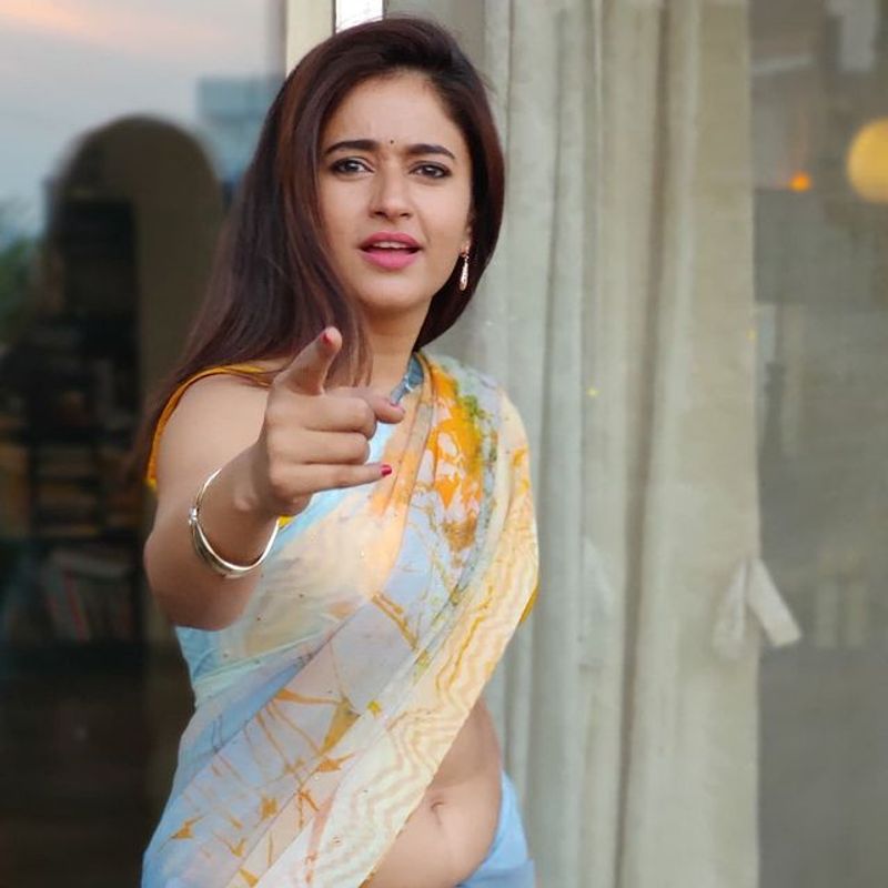 Boss Heroine Poonam Bajwa stunning saree look photos
