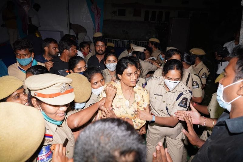 YSRTP Chief Sharmila Deeksha at Saidabad...Police Arrested sharmila in midnight
