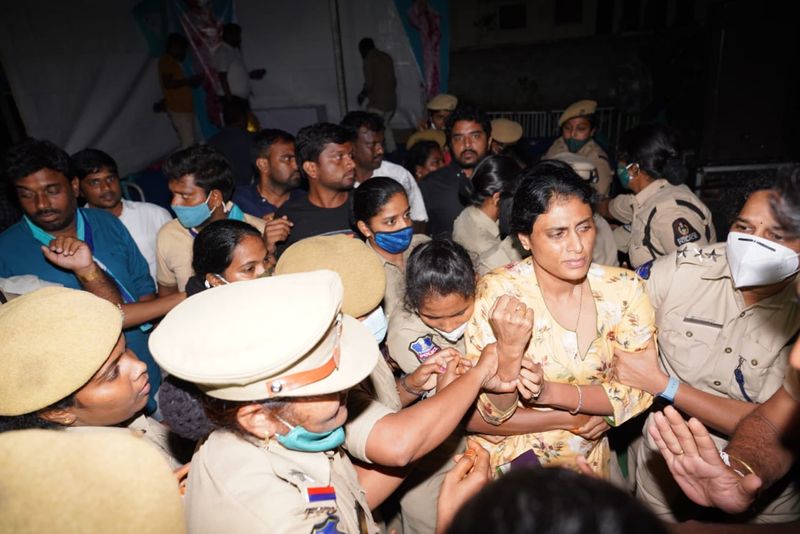YSRTP Chief Sharmila Deeksha at Saidabad...Police Arrested sharmila in midnight
