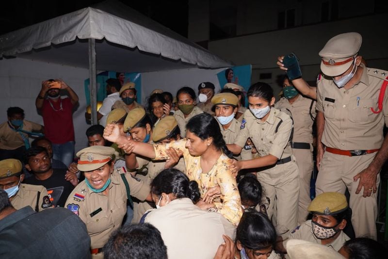 YSRTP Chief Sharmila Deeksha at Saidabad...Police Arrested sharmila in midnight