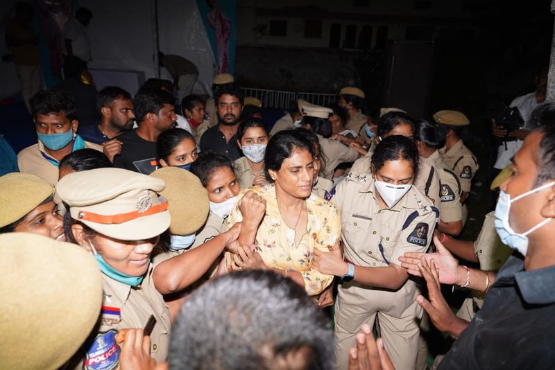 YSRTP Chief Sharmila Deeksha at Saidabad...Police Arrested sharmila in midnight