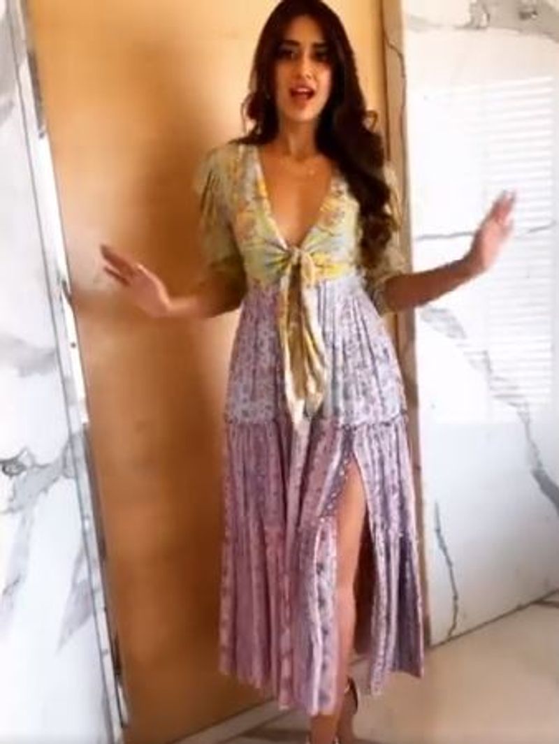 Ileana latest photos with her pet is really cute