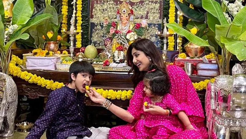 shilpa shetty visit mata vaishno devi temple