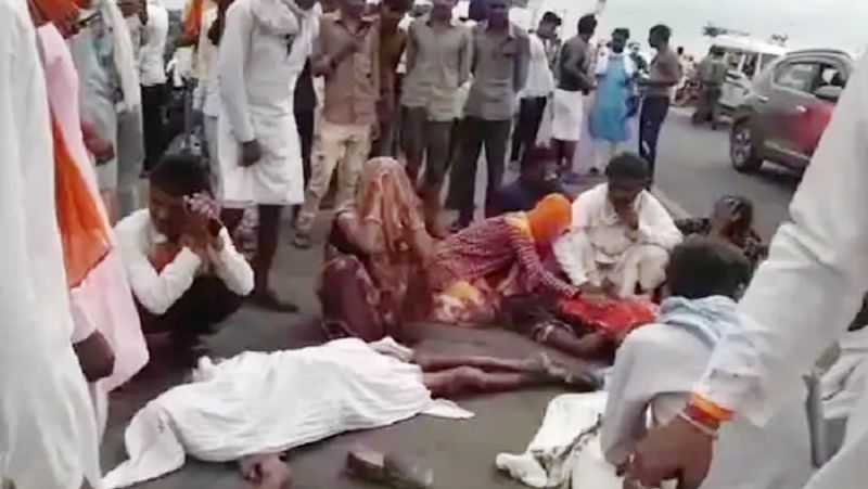 madhya pradesh five people killed in horrible road accident in rajgarh