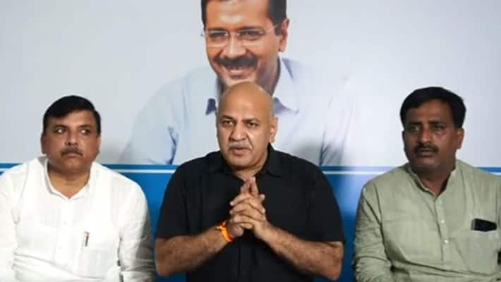 AAP announces 300 unit free electricity if elected to power in Uttar Pradesh pod AAP announces 300 unit free electricity if elected to power in Uttar Pradesh pod