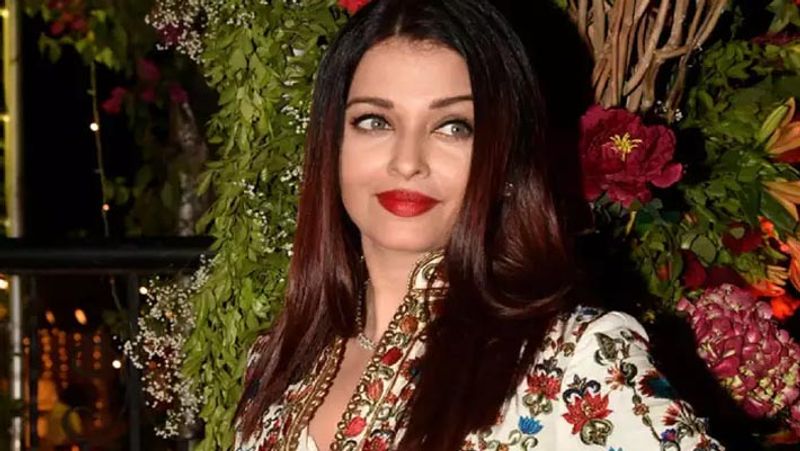 kareena kapoor opened about her naked scene in heroine where she replaced Aishwarya Rai BRD