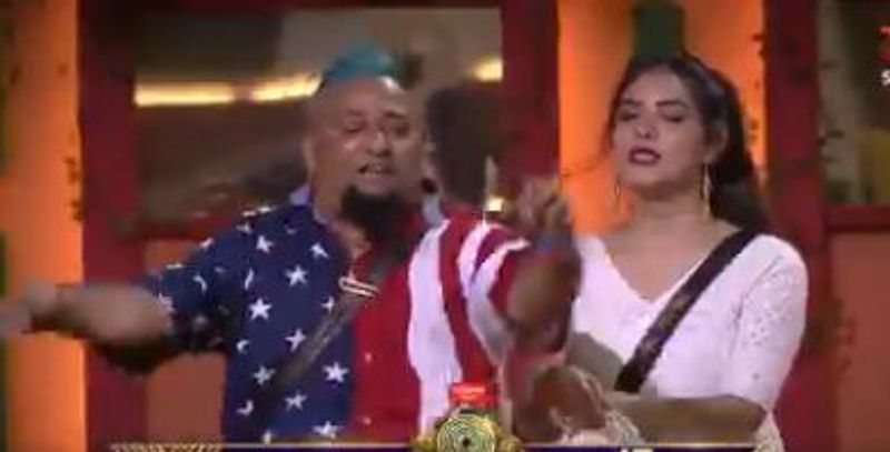 deepthi sunaina propose to shanmukh in biggboss5 house on his birthday occasion