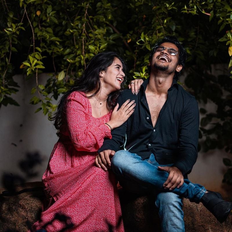 deepthi sunaina propose to shanmukh in biggboss5 house on his birthday occasion