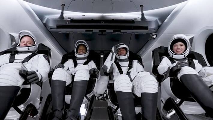 four civilians landed safely on earth after three days of space tour four civilians landed safely on earth after three days of space tour