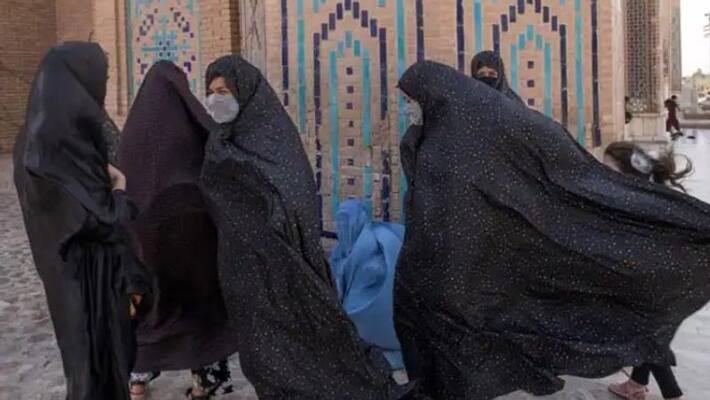 Stay home: Taliban orders Afghan women in Kabul city-dnm Stay home: Taliban orders Afghan women in Kabul city-dnm