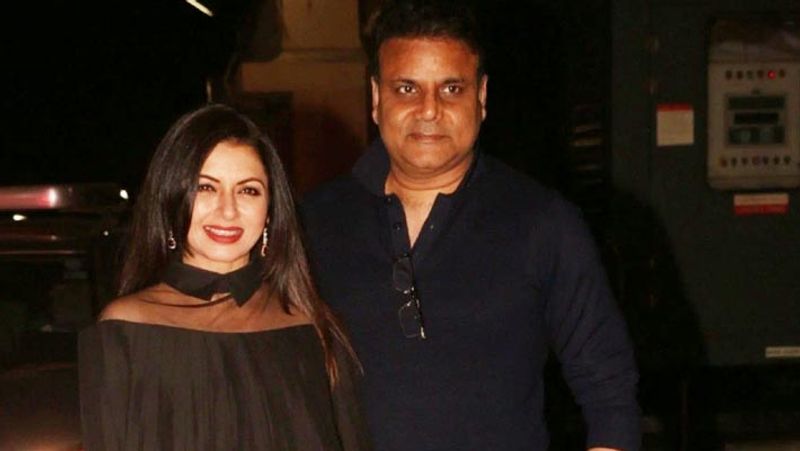 salman khan actress bhagyashree share photo of her husband under her feet