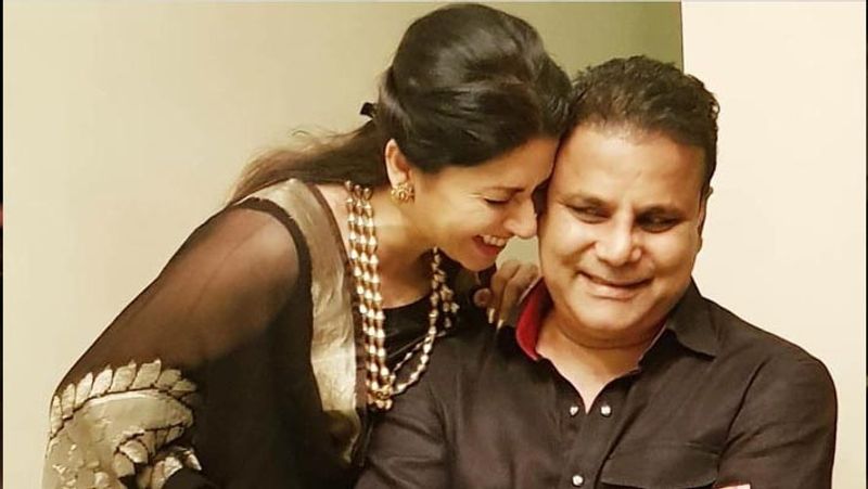 salman khan actress bhagyashree share photo of her husband under her feet