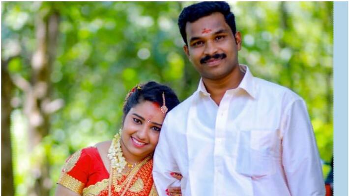 Wife lodges complaint against husband and his family for mental and physical torture in kattappana Wife lodges complaint against husband and his family for mental and physical torture in kattappana