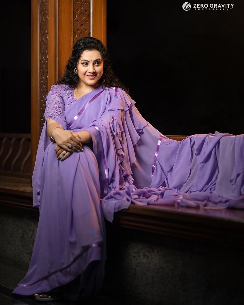 meena daughter nainikha latest photo shoot photos