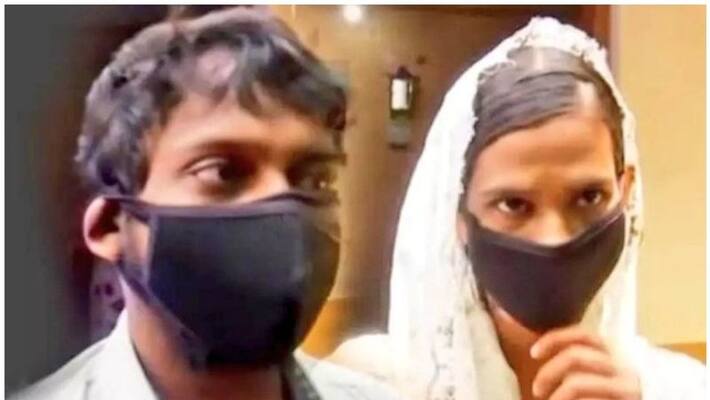 kerala man who hid his girl friend for 10 years finally marries her kerala man who hid his girl friend for 10 years finally marries her