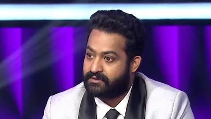 ntr donate 25 lakhs towards the relief of andhra pradesh flood disaster victims ntr donate 25 lakhs towards the relief of andhra pradesh flood disaster victims