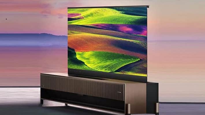 The rotating screen of the TV will make the house a theater, Such sound will not be found even in cinema halls The rotating screen of the TV will make the house a theater, Such sound will not be found even in cinema halls