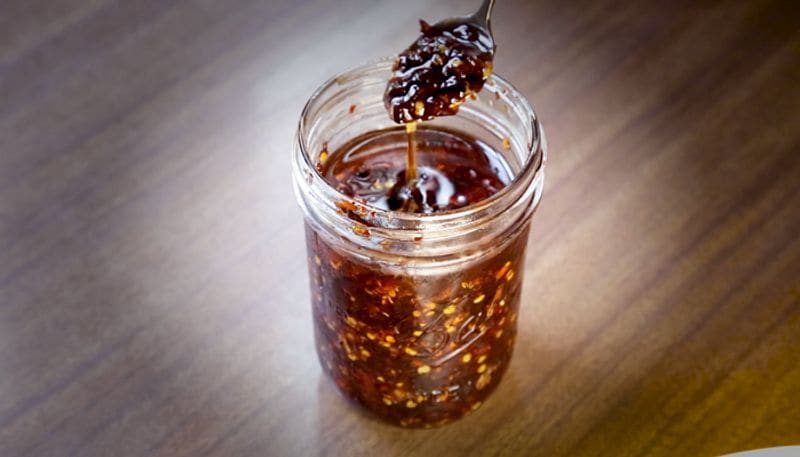 What is Chilli oil? How to make it at home?