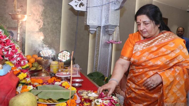 Urvashi Rautela spotted at T series office For ganpati darshan