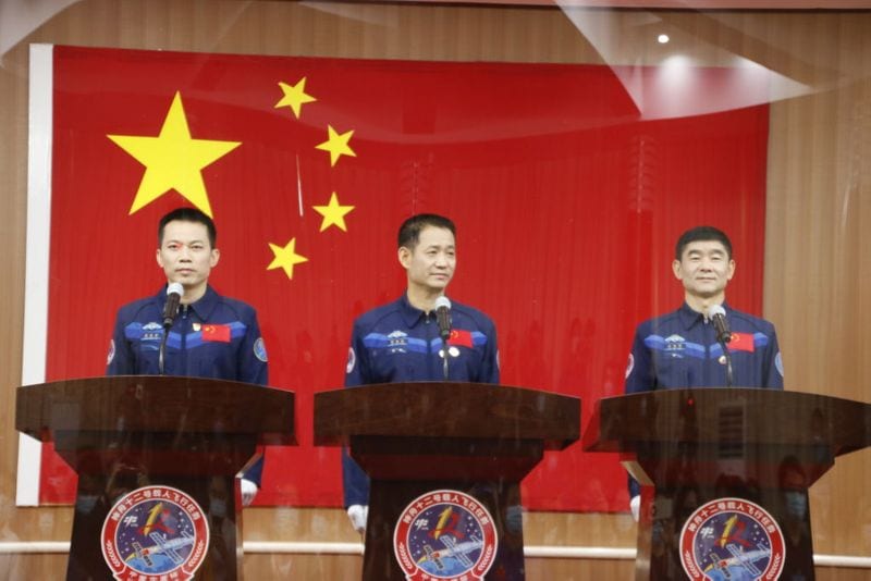 Chinese astronauts land safely after 90 days
