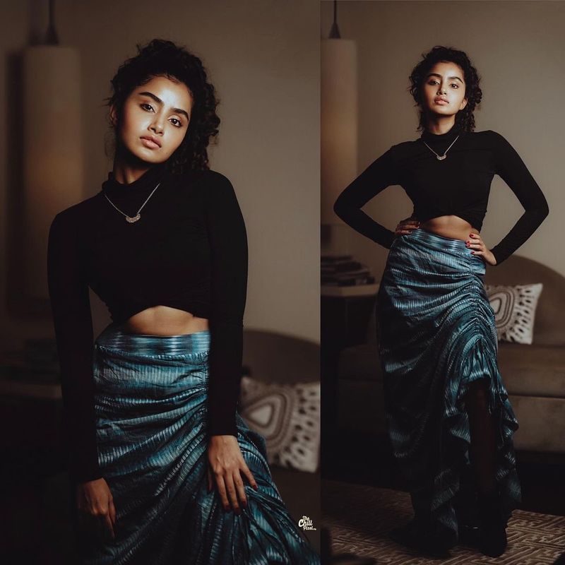 anupama parameswaran break all boundaries for hot show new pics sensation