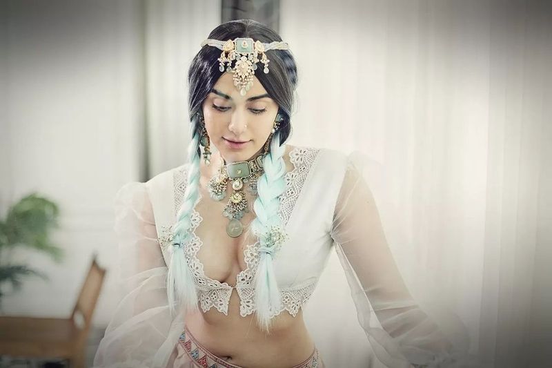 actress adah sharma s hot photos goes viral in social media mah